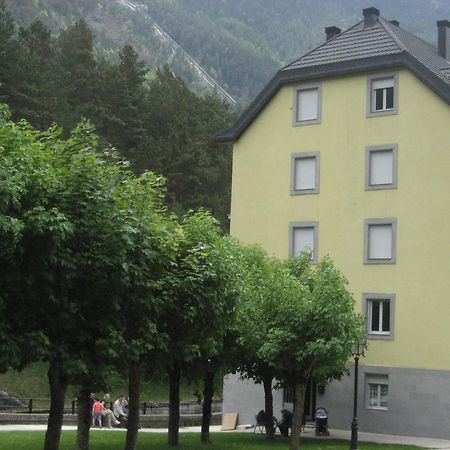 坎弗兰克 里约亚拉贡旅行者旅舍旅舍 外观 照片